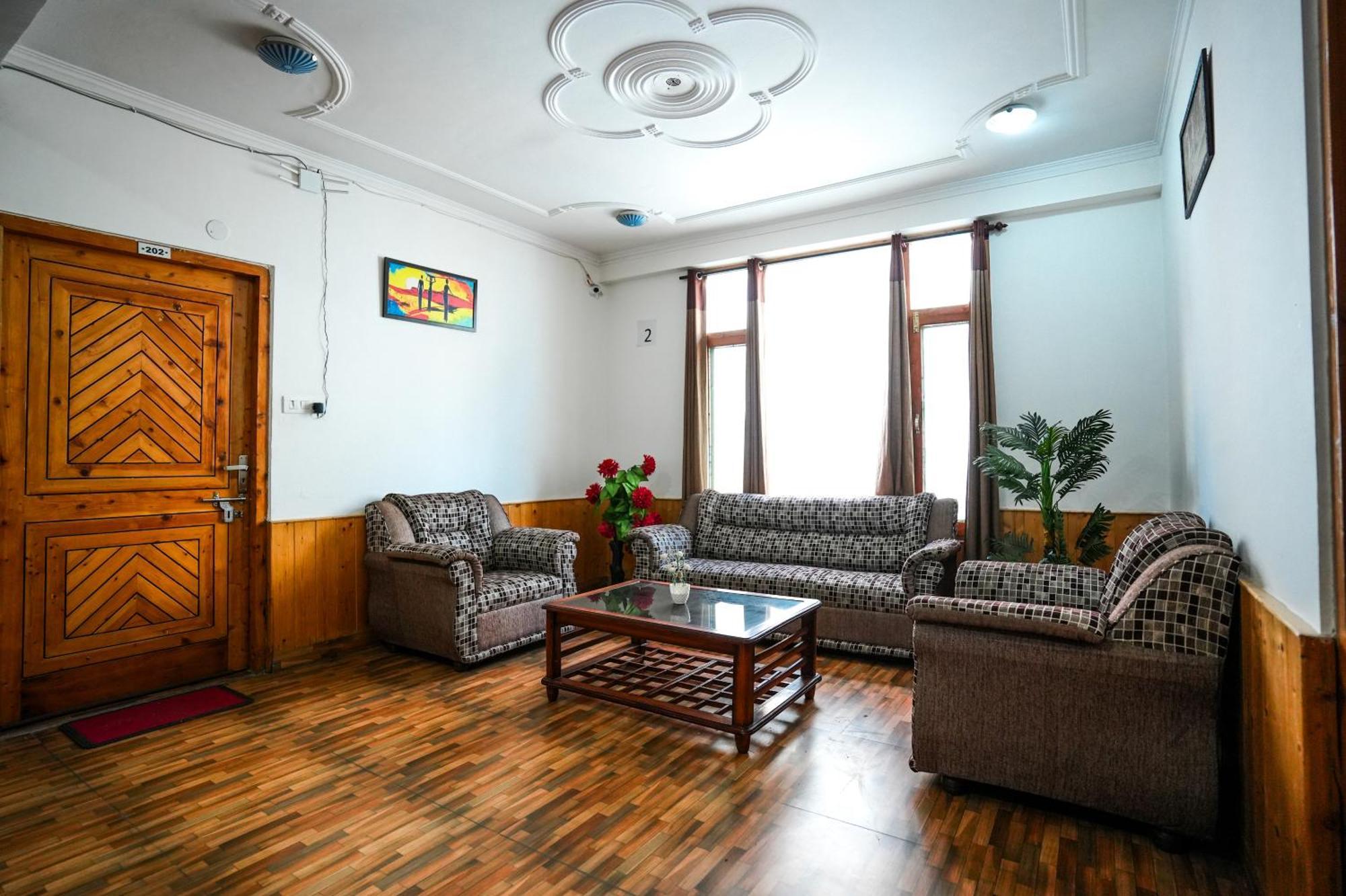 Zen Hotel Manali (Himachal Pradesh)
